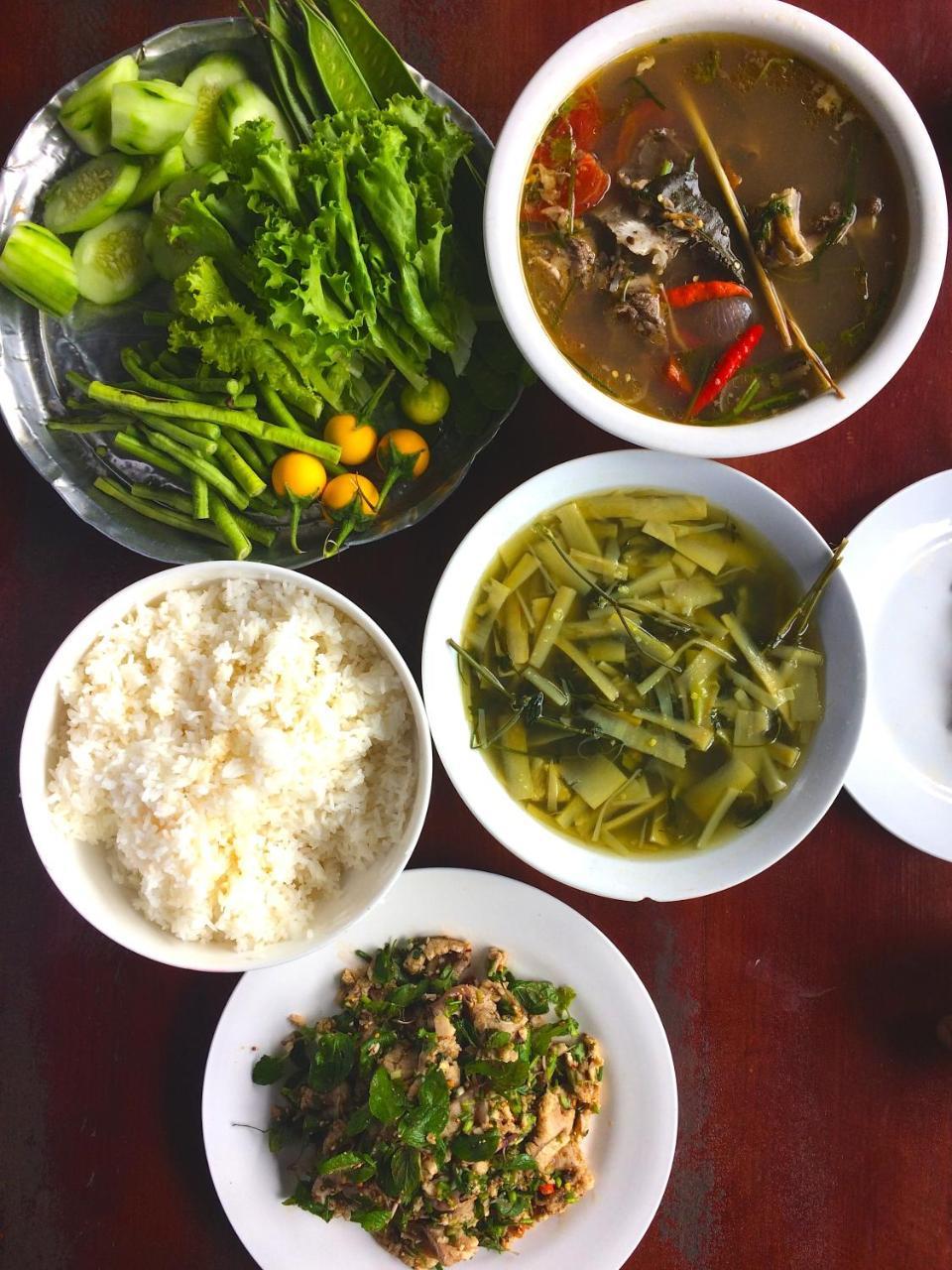 Nam Theun Sabaidee Guesthouse & Restaurant מראה חיצוני תמונה