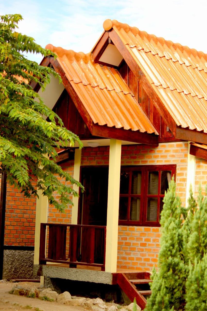 Nam Theun Sabaidee Guesthouse & Restaurant מראה חיצוני תמונה