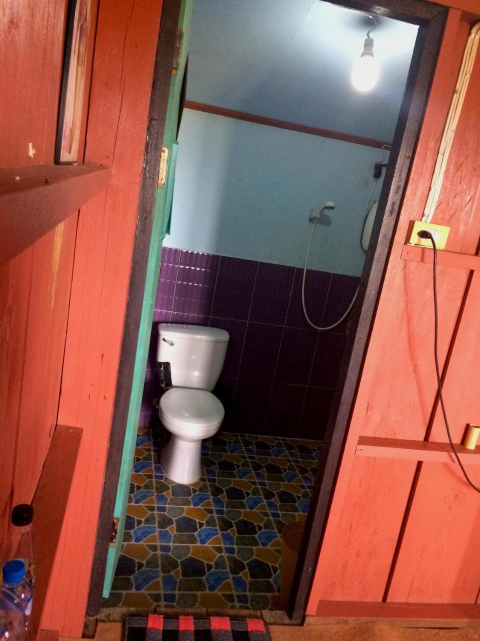 Nam Theun Sabaidee Guesthouse & Restaurant מראה חיצוני תמונה